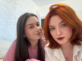 JulianaAndOra's HD cam live shows Profile Image