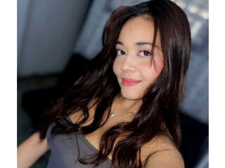 SarahBlass's Asian live cam performers Profile Image